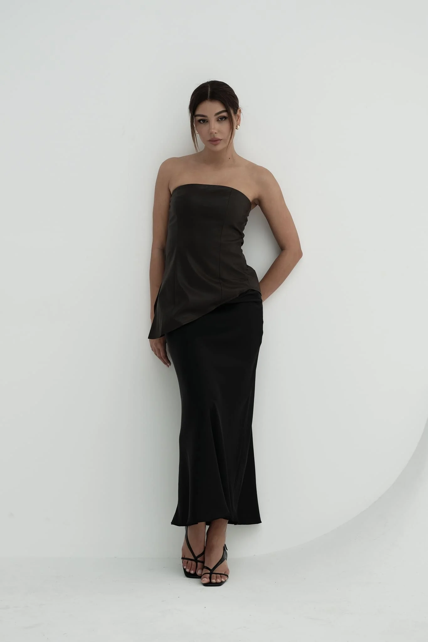 Ellie Strapless Leather Top - Image 8